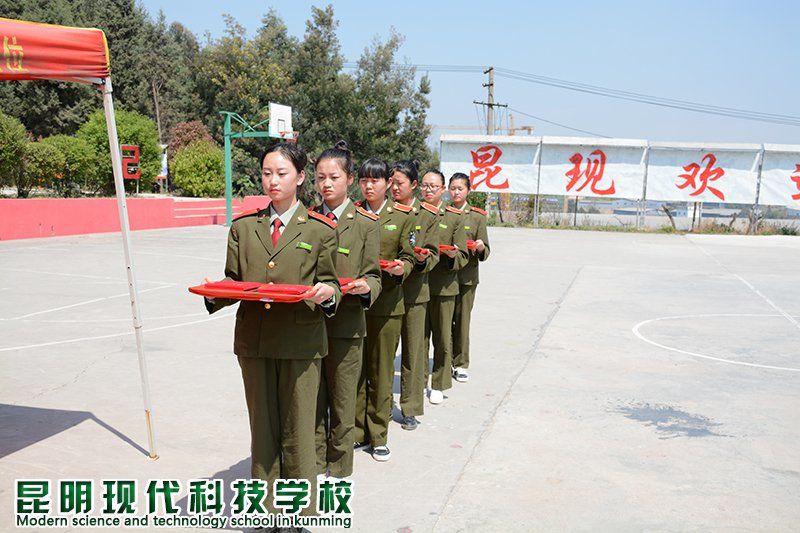中考结束后 部分考生将选择职业教育 如何选学校？