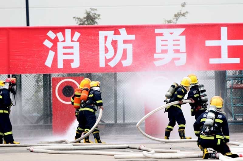 永远做党和人民的忠诚卫士