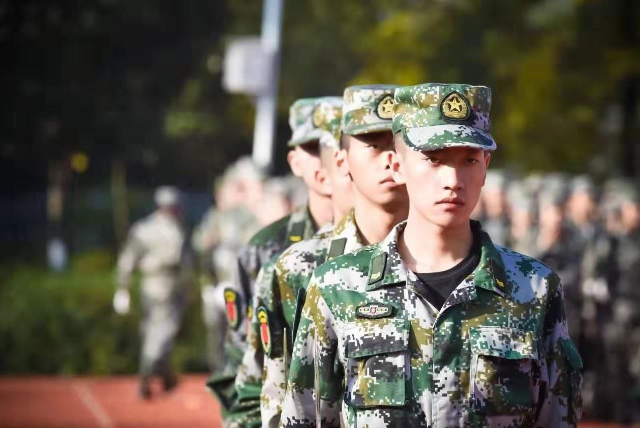 大爱抒情怀，同心抗疫情---援鄂英雄子女就读我校学费减免措施